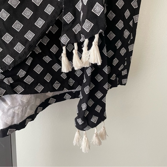 Torrid Challis High Rise Skort Printed Skirt With Shorts Front Tie Up Tassels - Picture 5 of 7